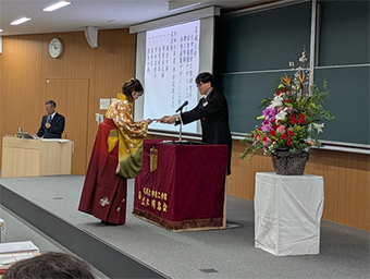 学位記授与式(2025.3.17)のようす