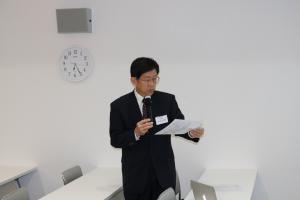 平松副学長あいさつ.JPGのサムネイル画像