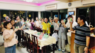 R7 台湾支部写真2.png